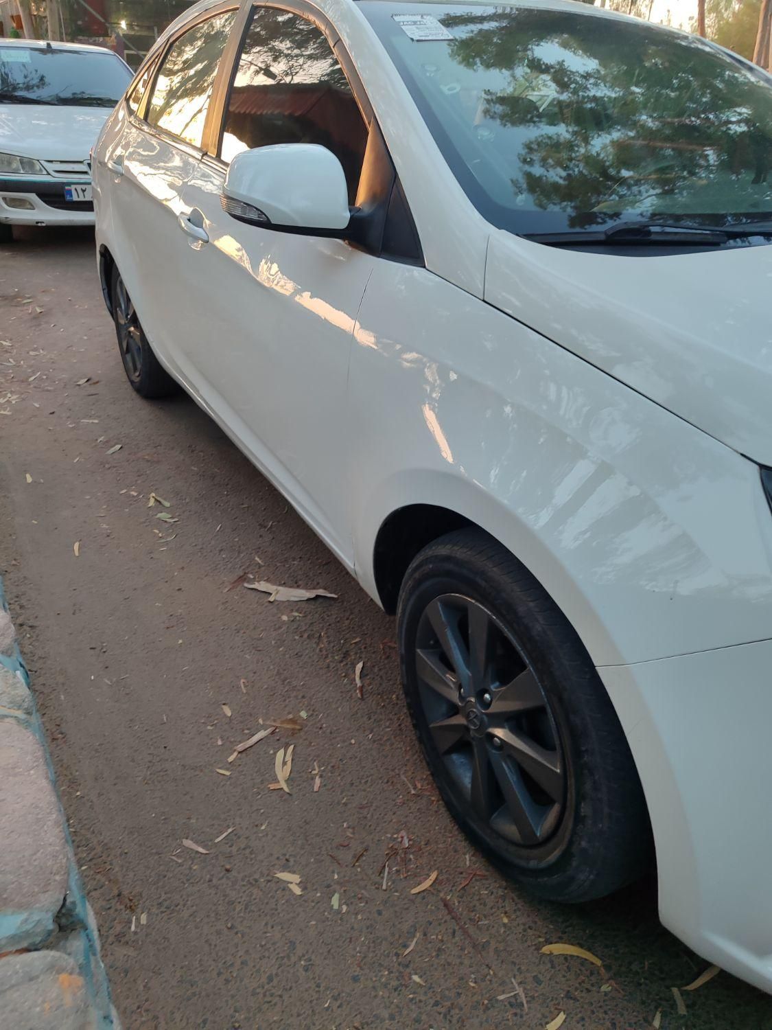 جک J4 اتوماتیک ساده - 1398