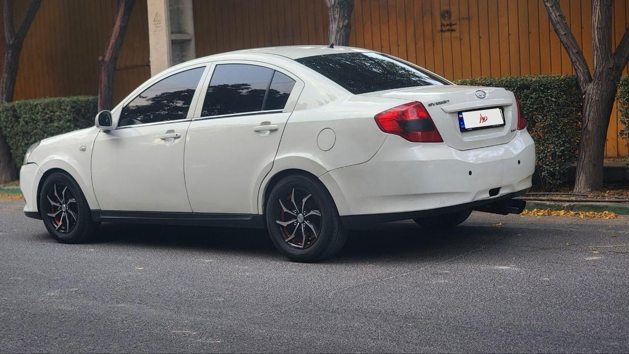 ام وی ام 550 دنده‌ای - 1395