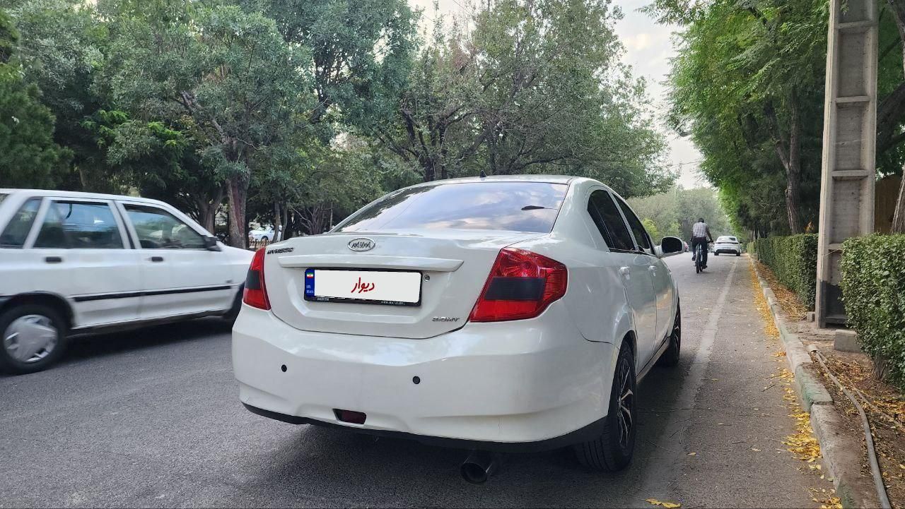 ام وی ام 550 دنده‌ای - 1395
