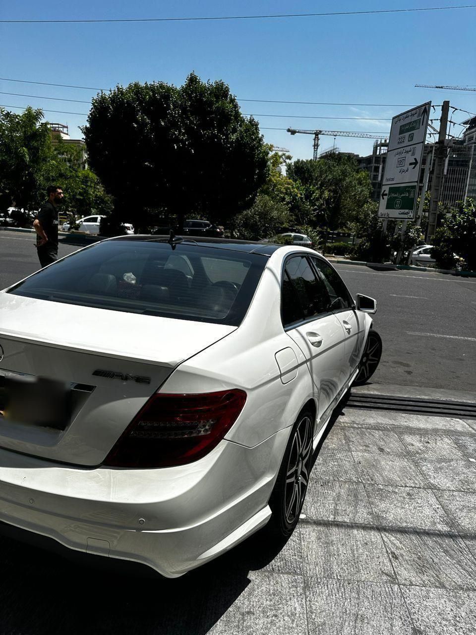 بنز C 200 - 2012