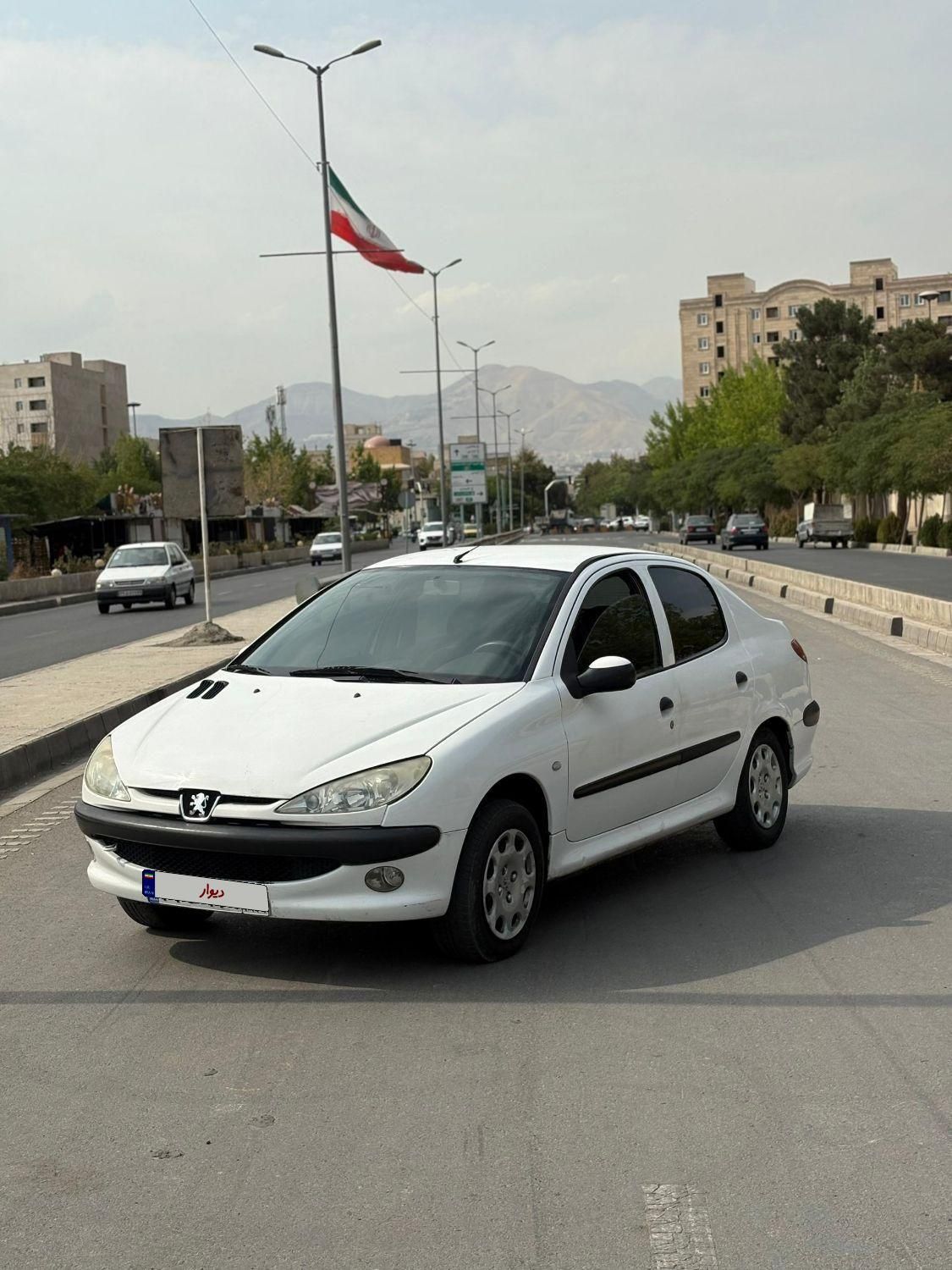 خودرو پژو، ۲۰۶ صندوق دار آگهی ann_19422174