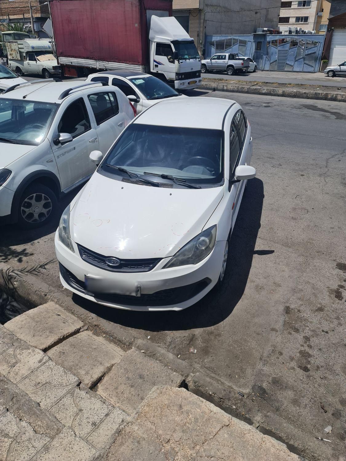 ام وی ام 315 هاچ بک ساده دنده ای - 1394