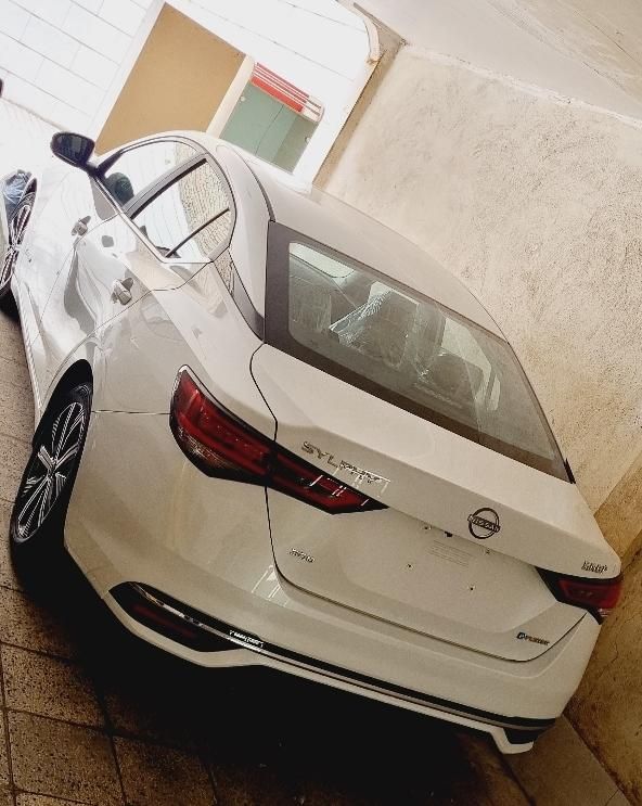 خودرو نیسان، سیلفی آگهی ann_19422378