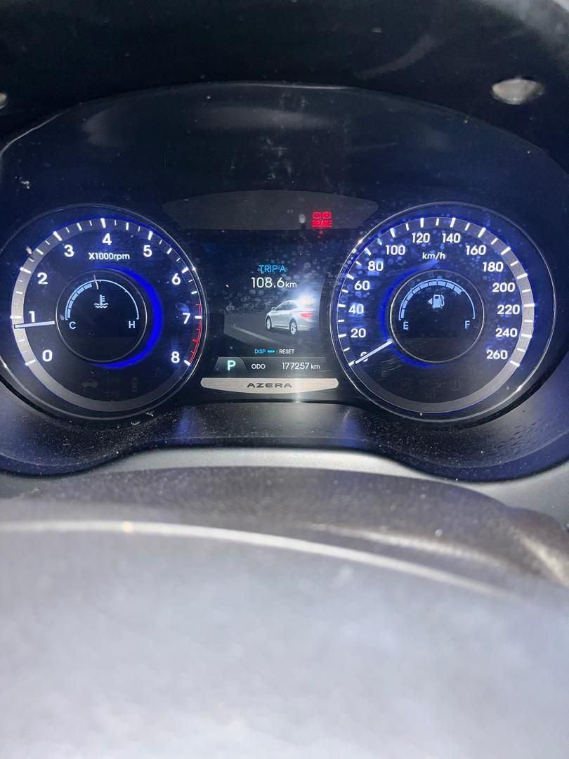 هیوندای آزرا (گرنجور) 3000cc - 2012
