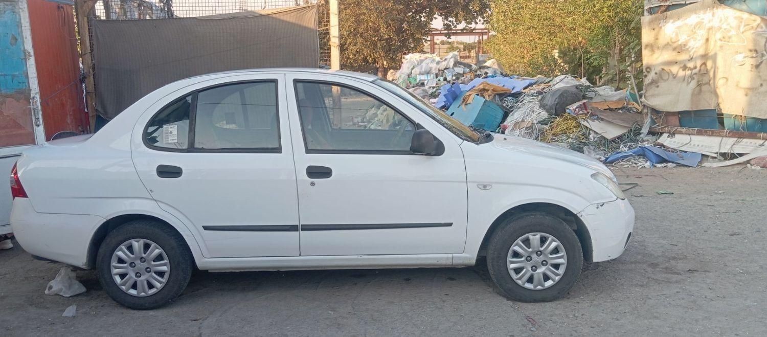 تیبا صندوق دار SX - 1396