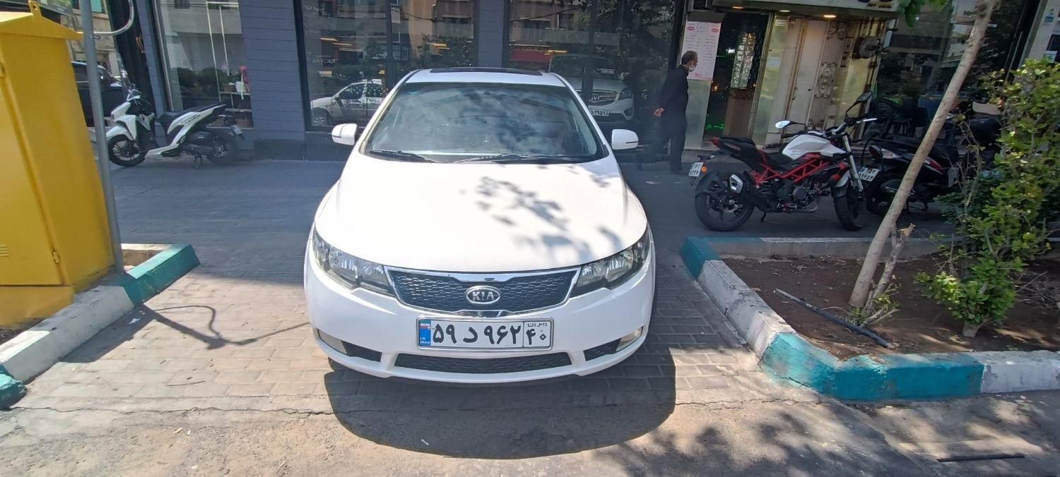 کیا سراتو 2.0 لیتر اتوماتیک GT لاین - 2011