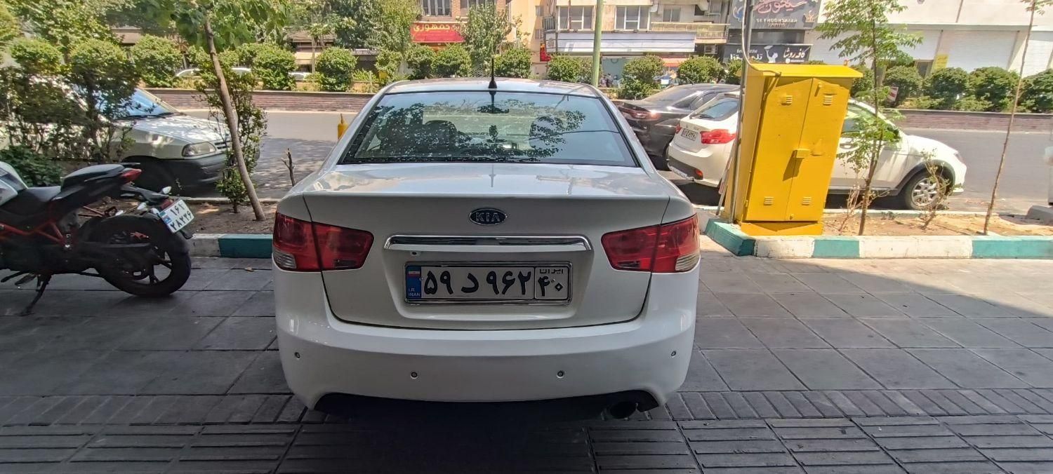 کیا سراتو 2.0 لیتر اتوماتیک GT لاین - 2011
