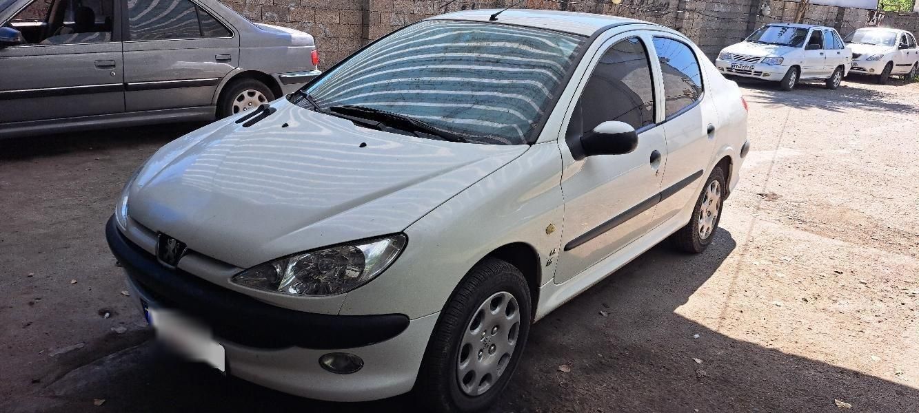 پژو ۲۰۶ صندوق دار v8 - 1395