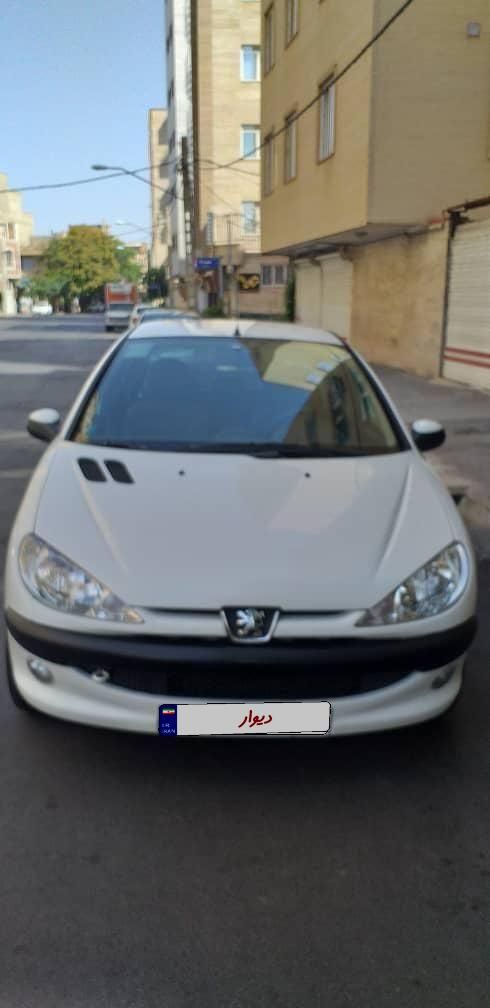 پژو ۲۰۶ صندوق دار v8 - 1397