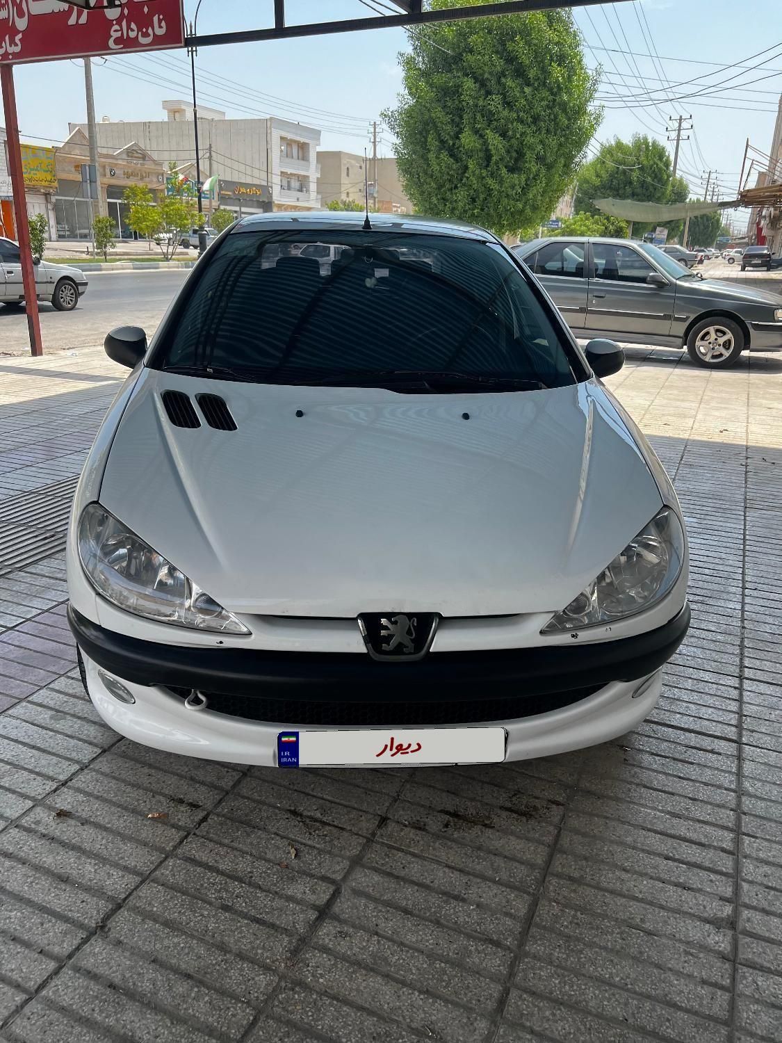 پژو ۲۰۶ صندوق دار v8 - 1395