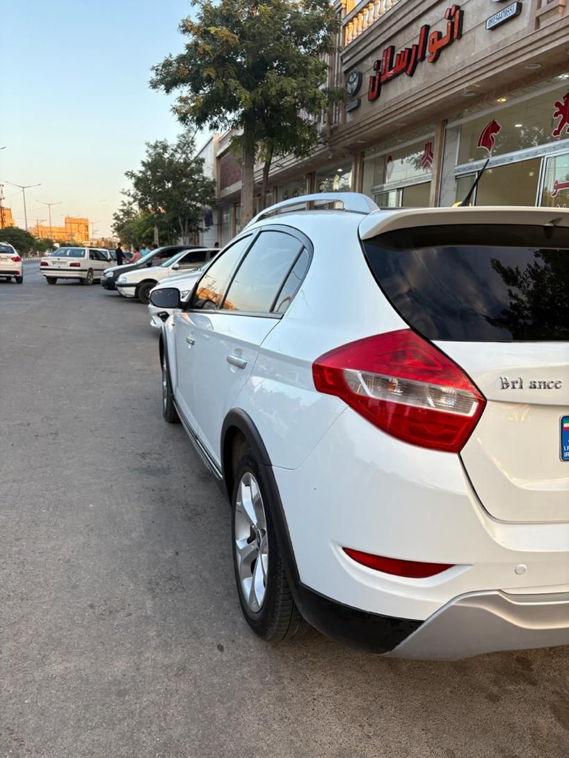 برلیانس C3 کراس اتوماتیک 1500 - 1397