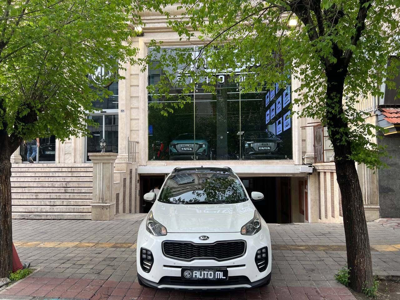 کیا اسپورتیج 4 سیلندر 2400cc GTLine - 2017