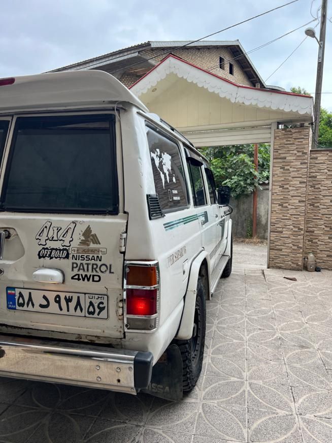 نیسان پاترول چهار درب 6 سیلندر - 1375