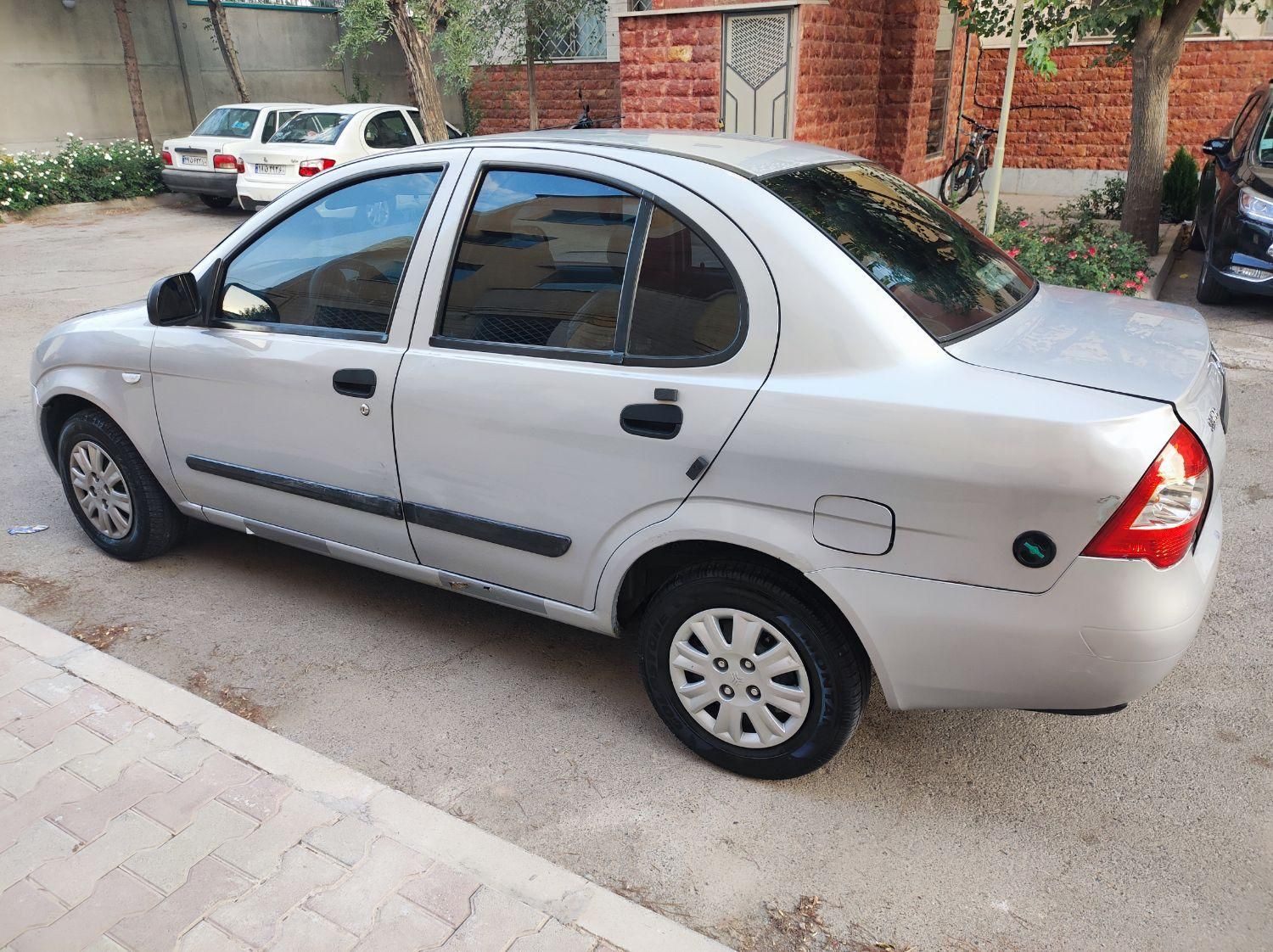 تیبا صندوق دار SX - 1394