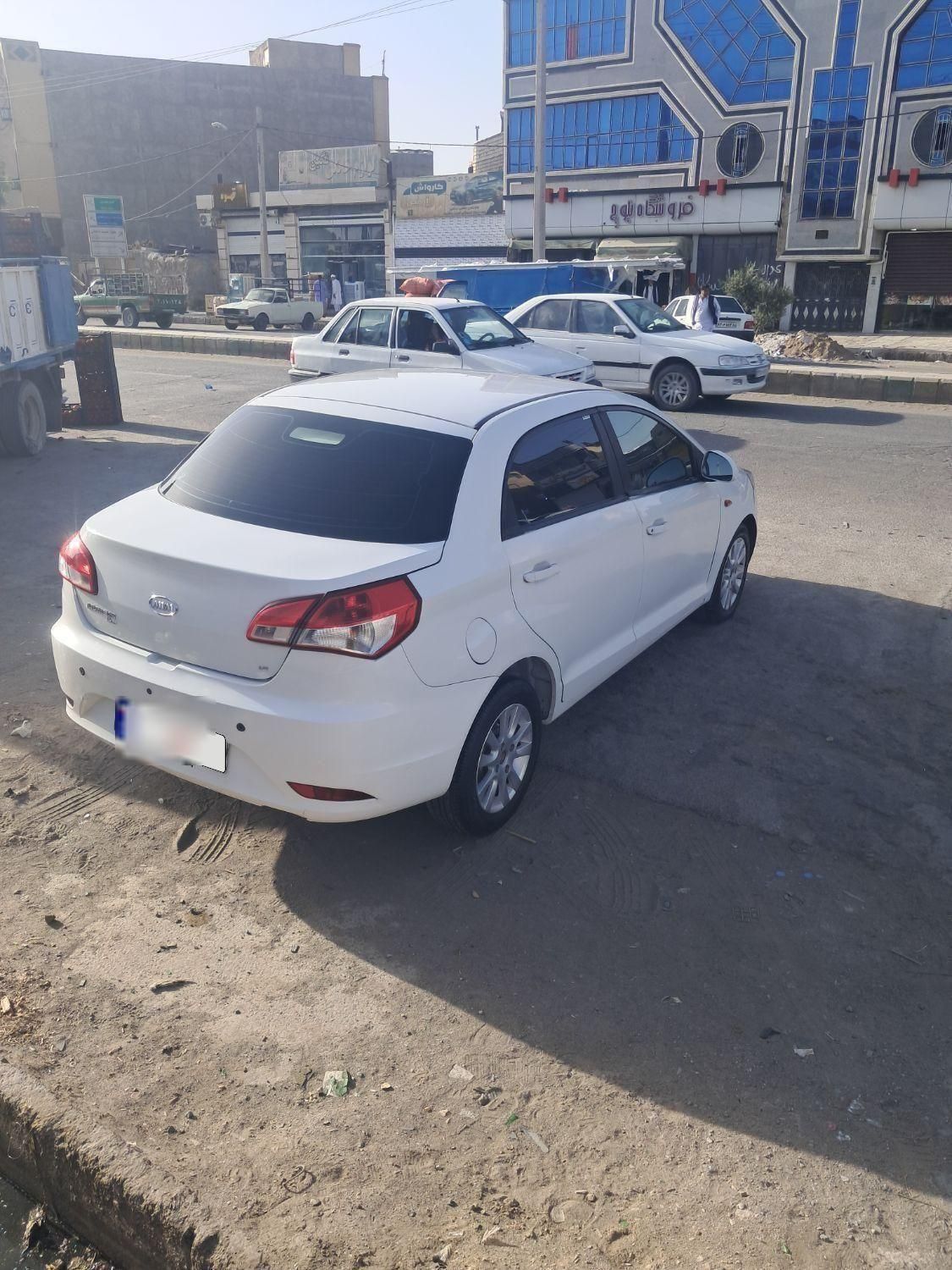 ام وی ام 315 صندوقدار اسپرت دنده‌ای - 1395