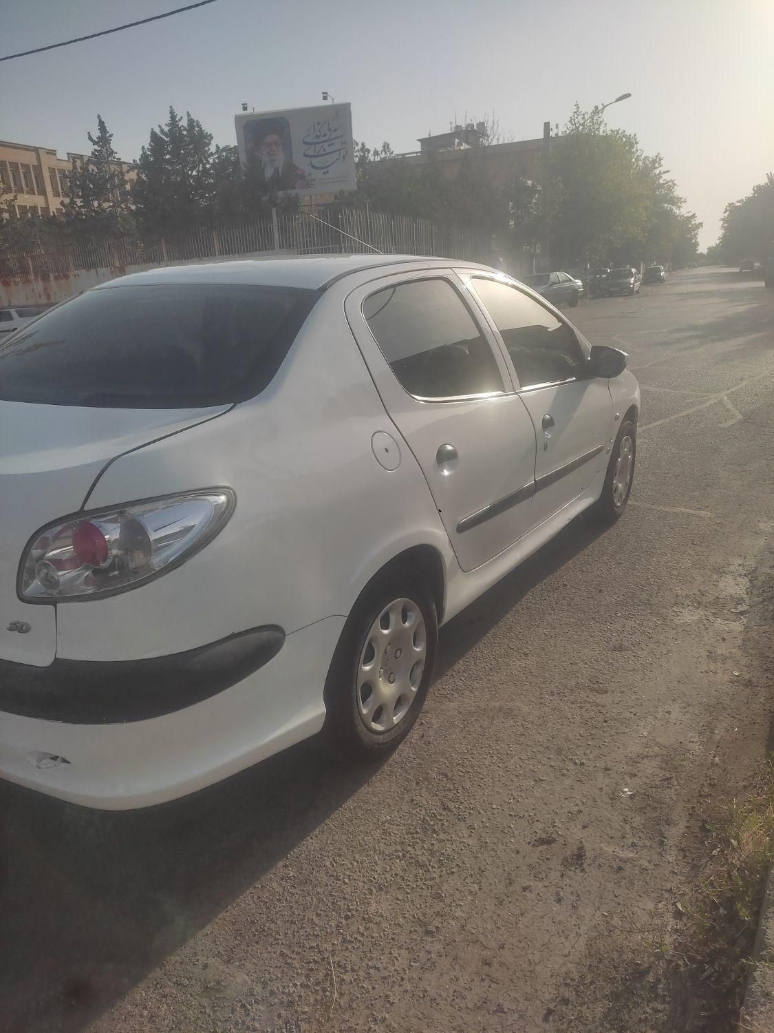 پژو ۲۰۶ صندوق دار v2 - 1390