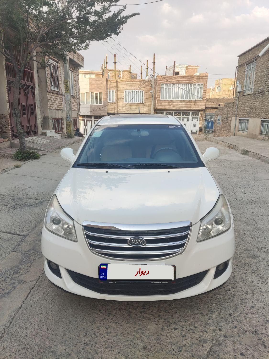 ام وی ام 550 اتوماتیک - 1395