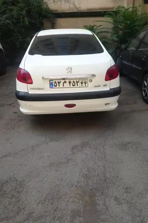 پژو ۲۰۶ صندوق دار v8 - 1394