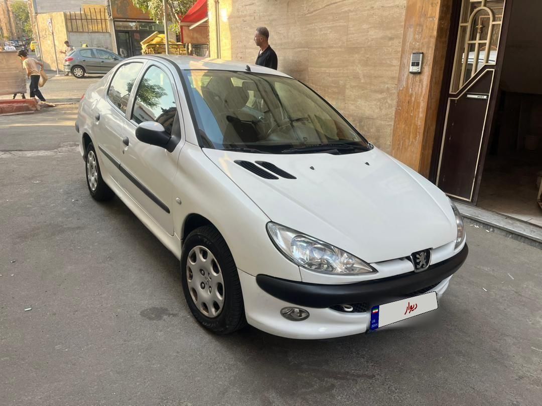 پژو ۲۰۶ صندوق دار v8 - 1394