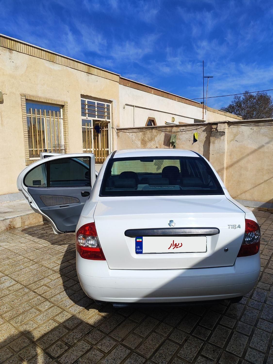 تیبا صندوق دار SX - 1400