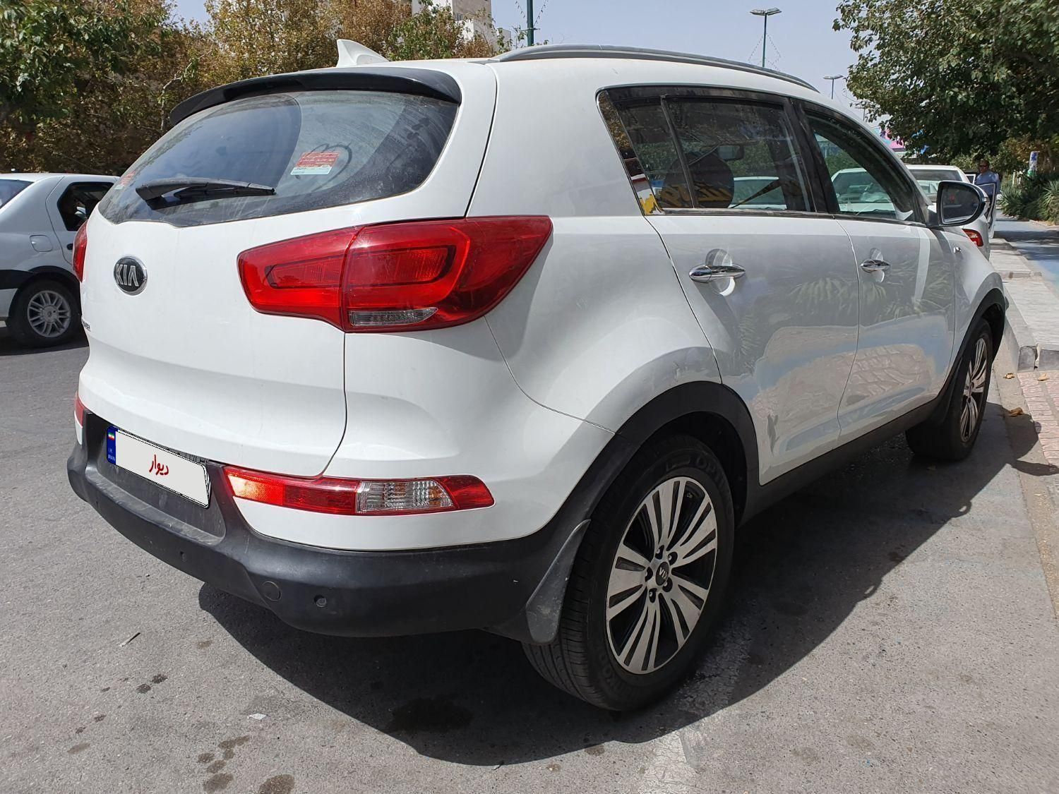 کیا اسپورتیج 4 سیلندر فول 2400cc - 2014
