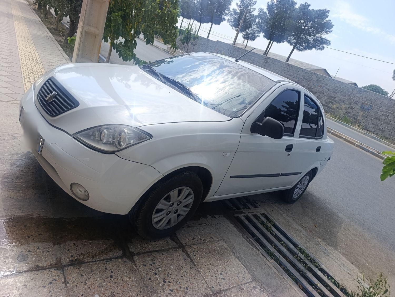 تیبا صندوق دار SX - 1399