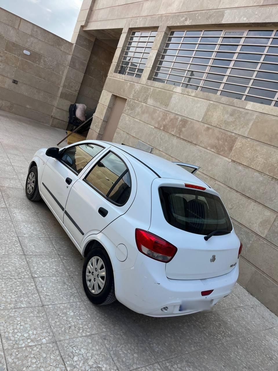 تیبا صندوق دار SX - 1400