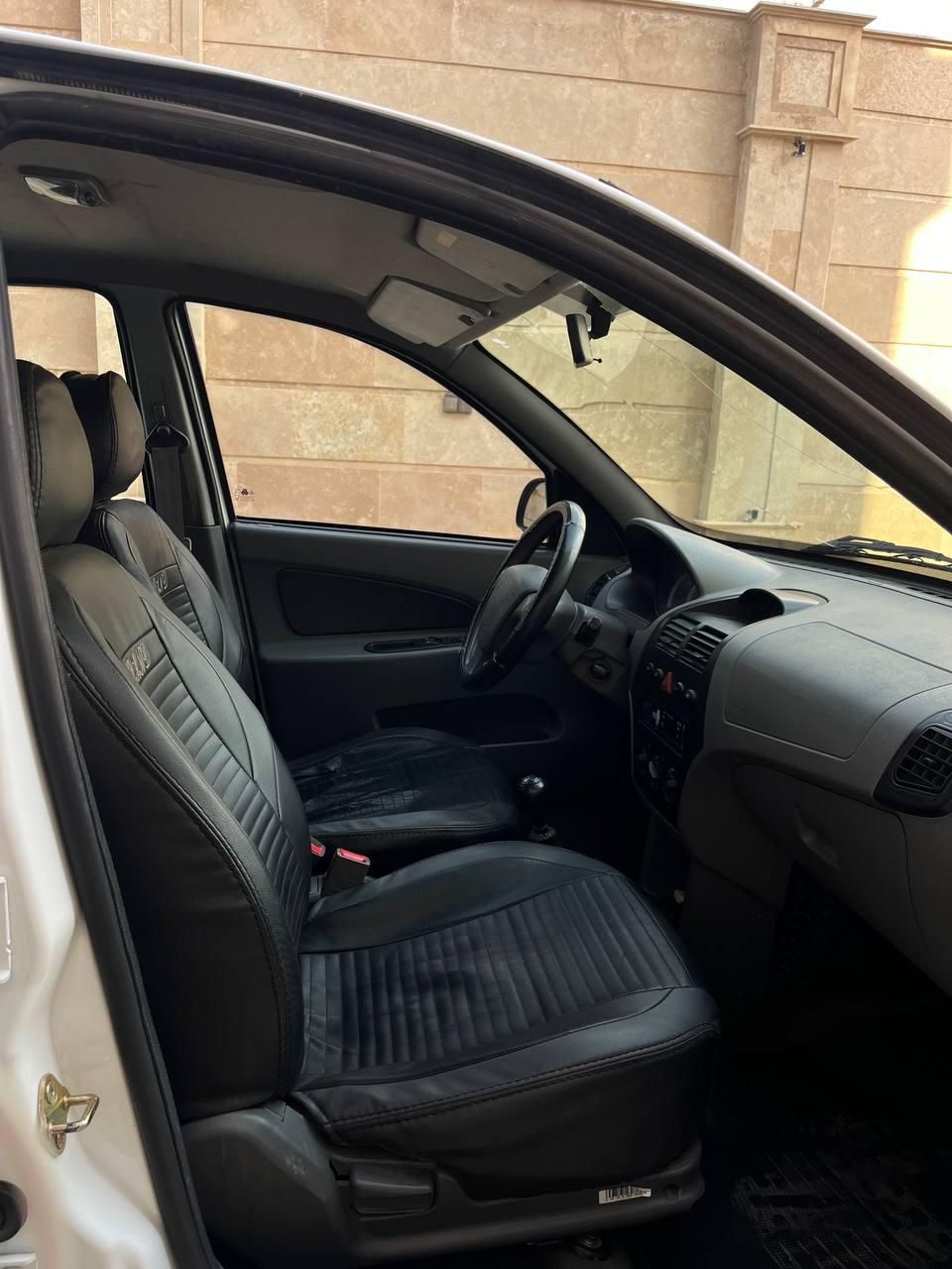 تیبا صندوق دار SX - 1400