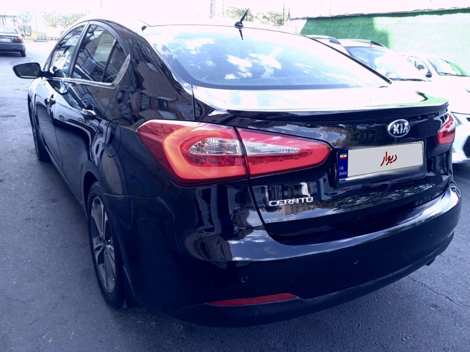 کیا سراتو 2.0 لیتر اتوماتیک GT لاین - 2015
