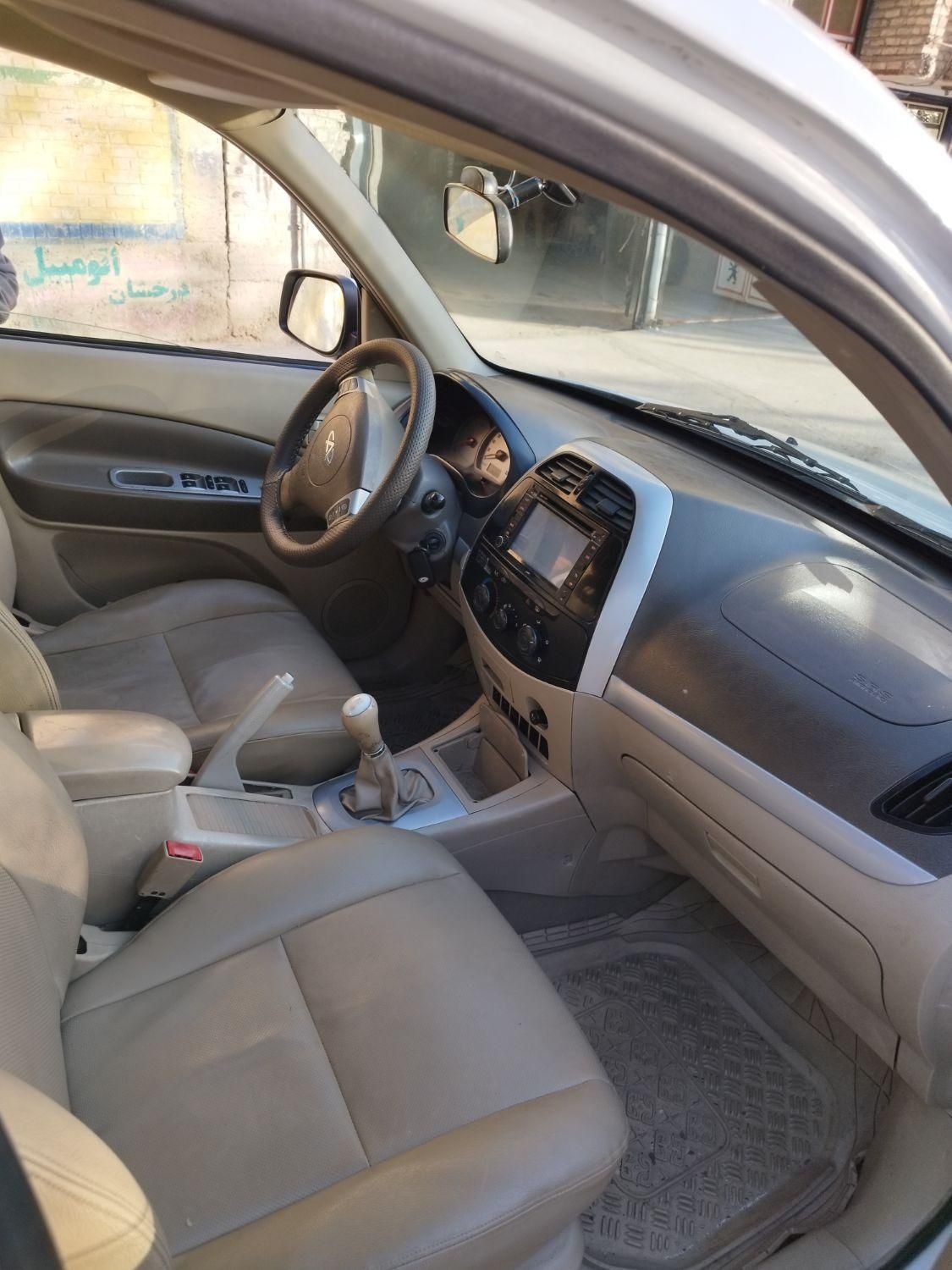 ام وی ام X33 دنده‌ای ساده - 1390