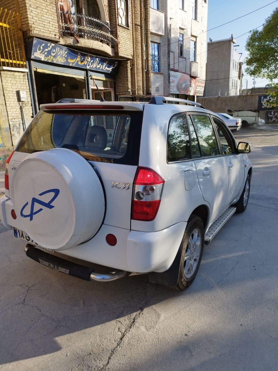 ام وی ام X33 دنده‌ای ساده - 1390