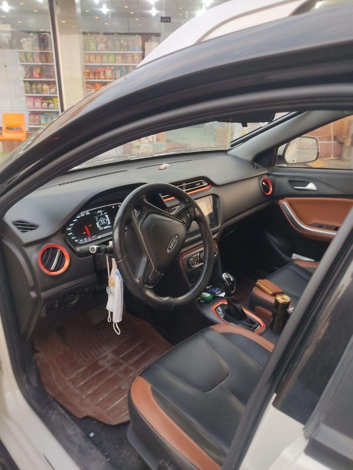 ام وی ام X22 اتوماتیک اسپرت - 1397