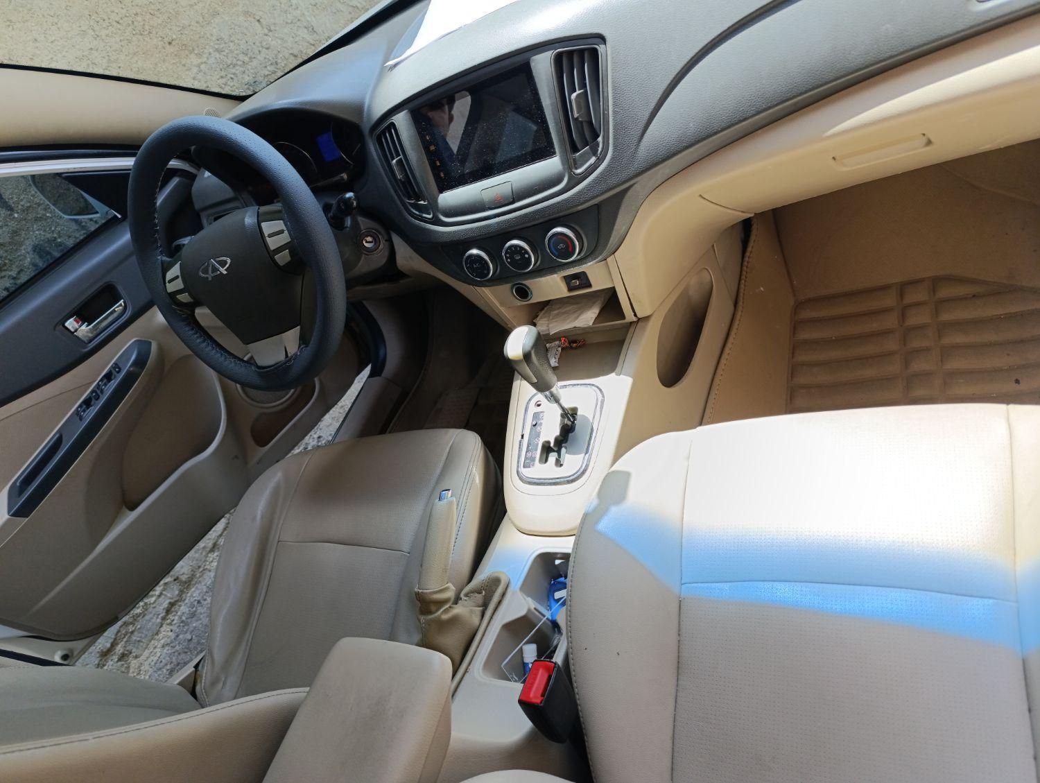 ام وی ام 550 اتوماتیک - 1396