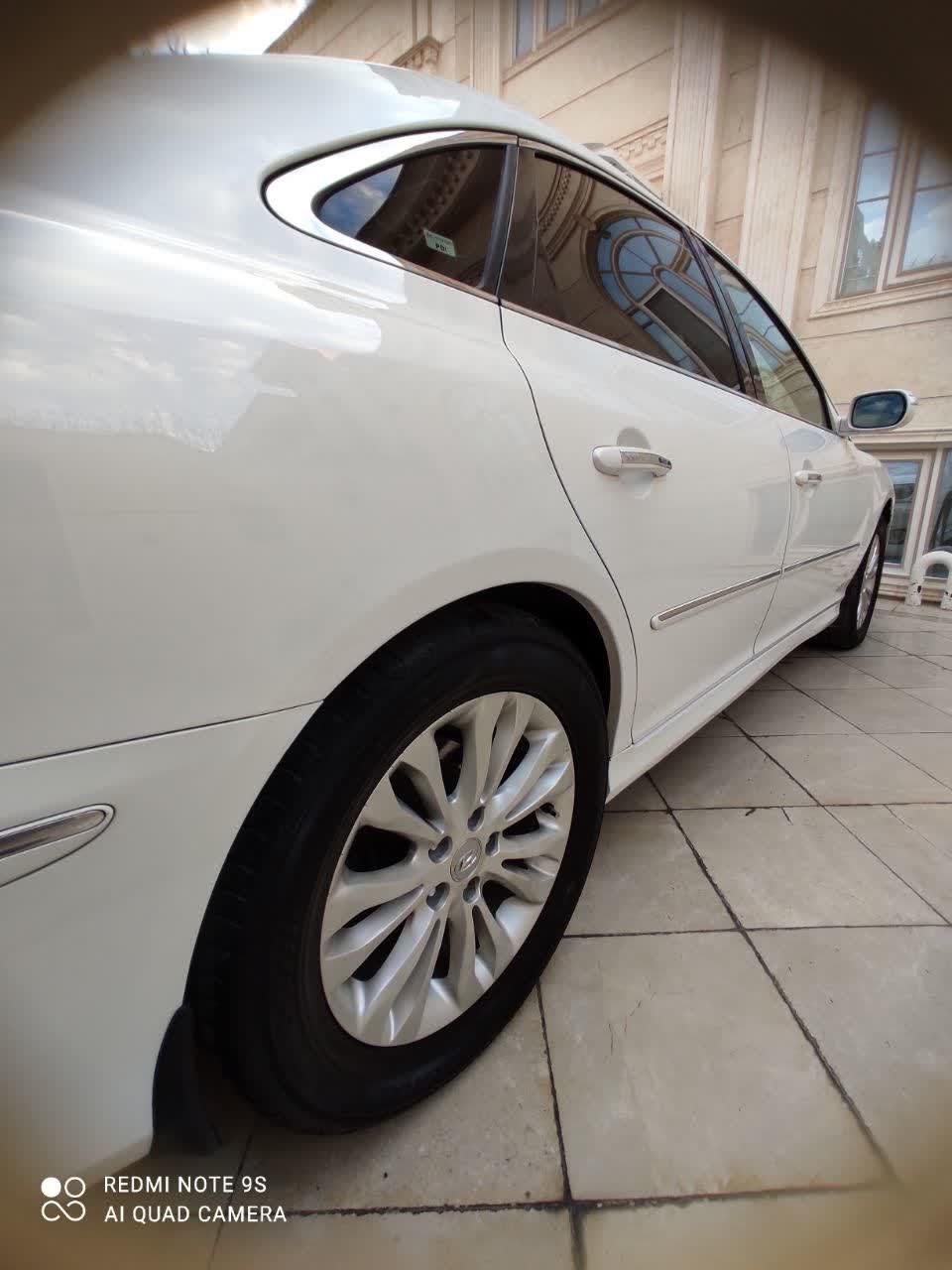 هیوندای آزرا (گرنجور) 3300cc - 2011