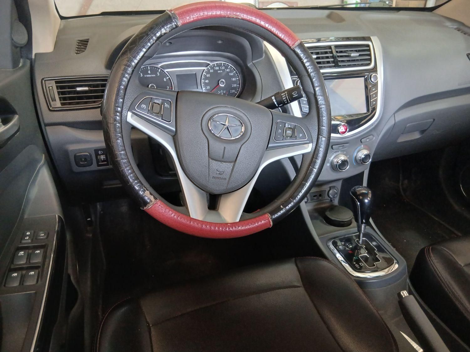 جک J4 اتوماتیک ساده - 1401