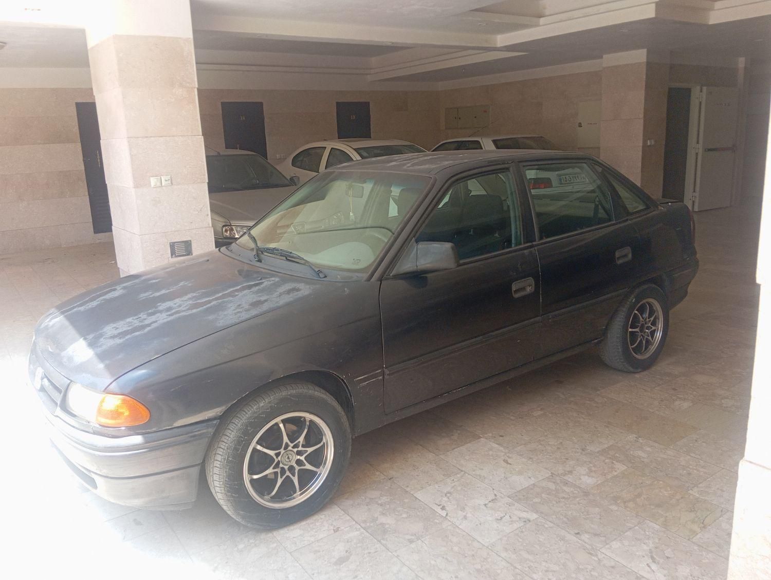 اپل آسترا 1400 شرکتی J - 1996