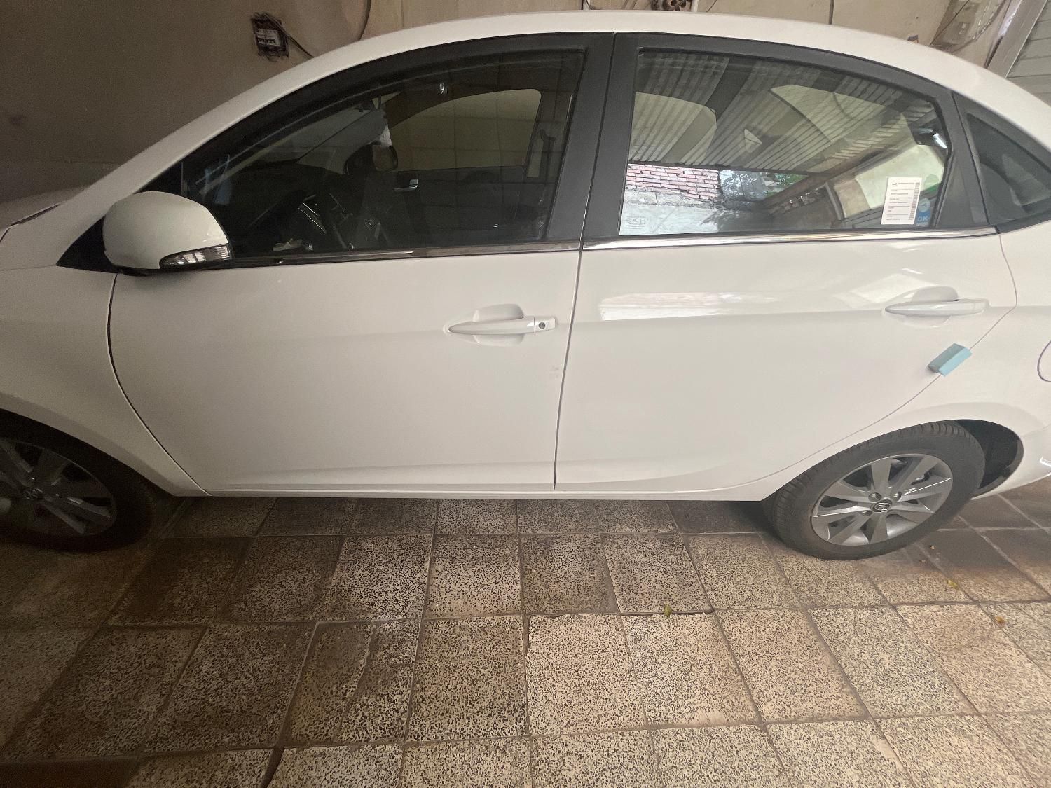 جک J4 اتوماتیک ساده - 1403