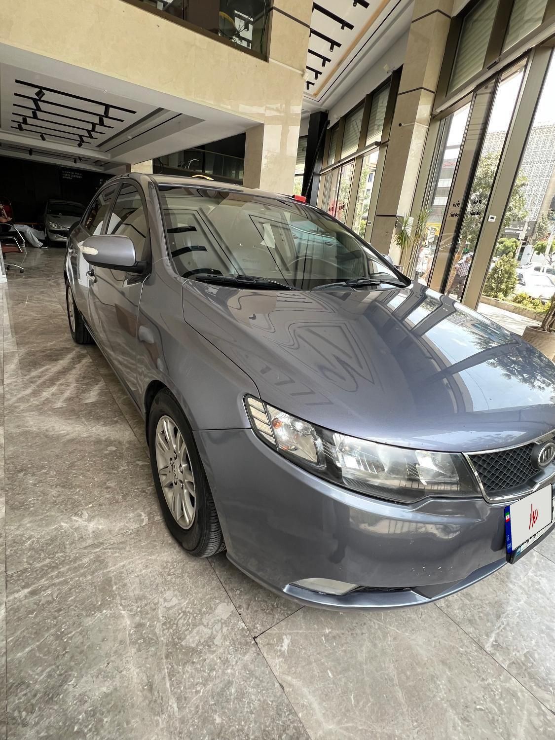 کیا سراتو 2.0 لیتر اتوماتیک GT لاین - 2010