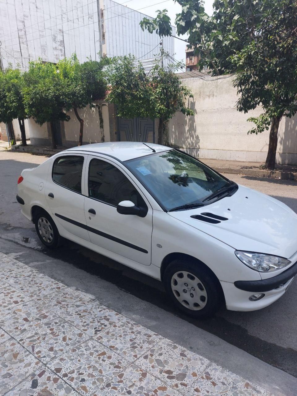 پژو ۲۰۶ صندوق دار v8 - 1397