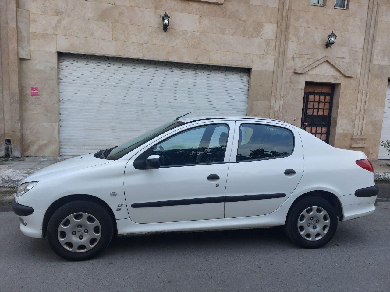 پژو ۲۰۶ صندوق دار v8 - 1397