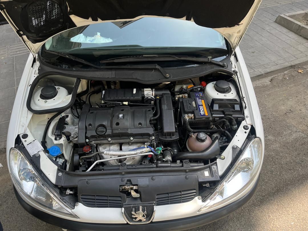 پژو ۲۰۶ صندوق دار v8 - 1396