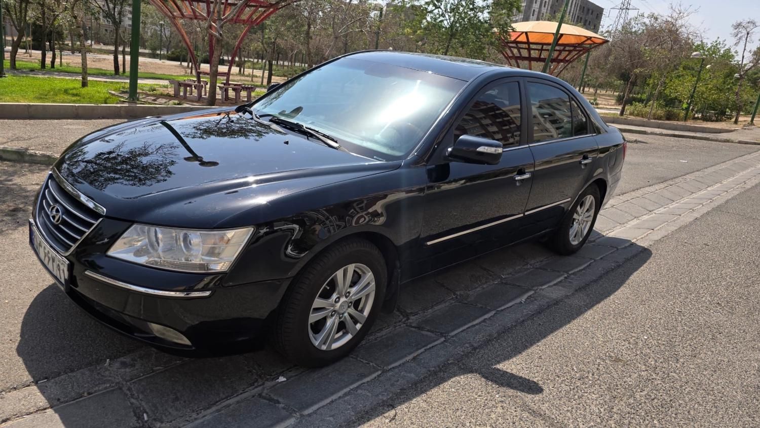 هیوندای سوناتا اتوماتیک NF 2400 - 2009