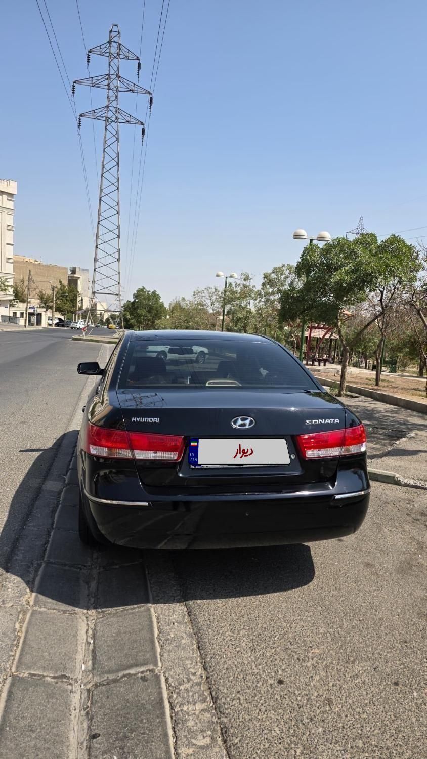 هیوندای سوناتا اتوماتیک NF 2400 - 2009