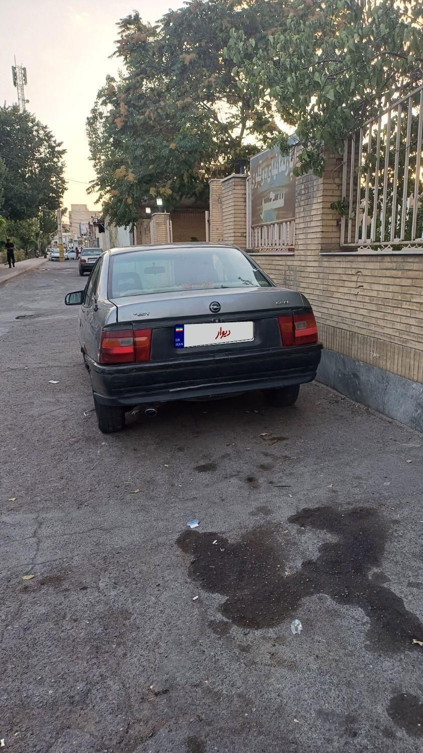 اپل وکترا دنده ای - 1996