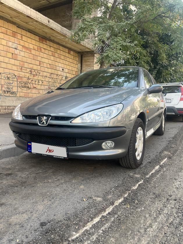 پژو ۲۰۶ صندوق دار v8 - 1394