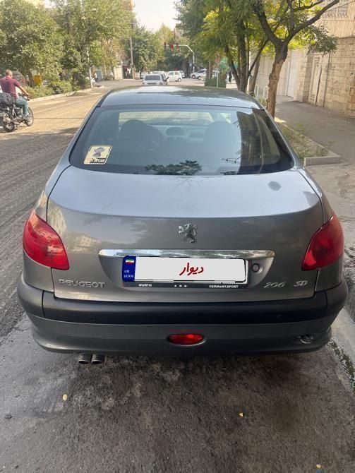 پژو ۲۰۶ صندوق دار v8 - 1394