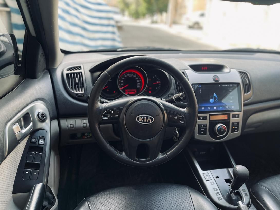 کیا سراتو 2.0 لیتر اتوماتیک GT لاین - 2010
