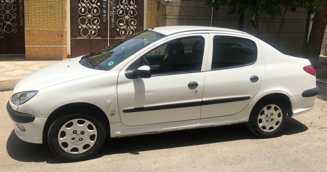 پژو ۲۰۶ صندوق دار v8 - 1394