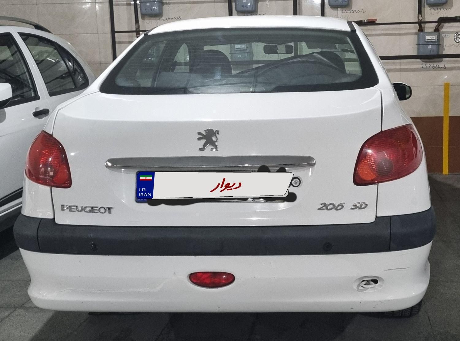 پژو ۲۰۶ صندوق دار v8 - 1394
