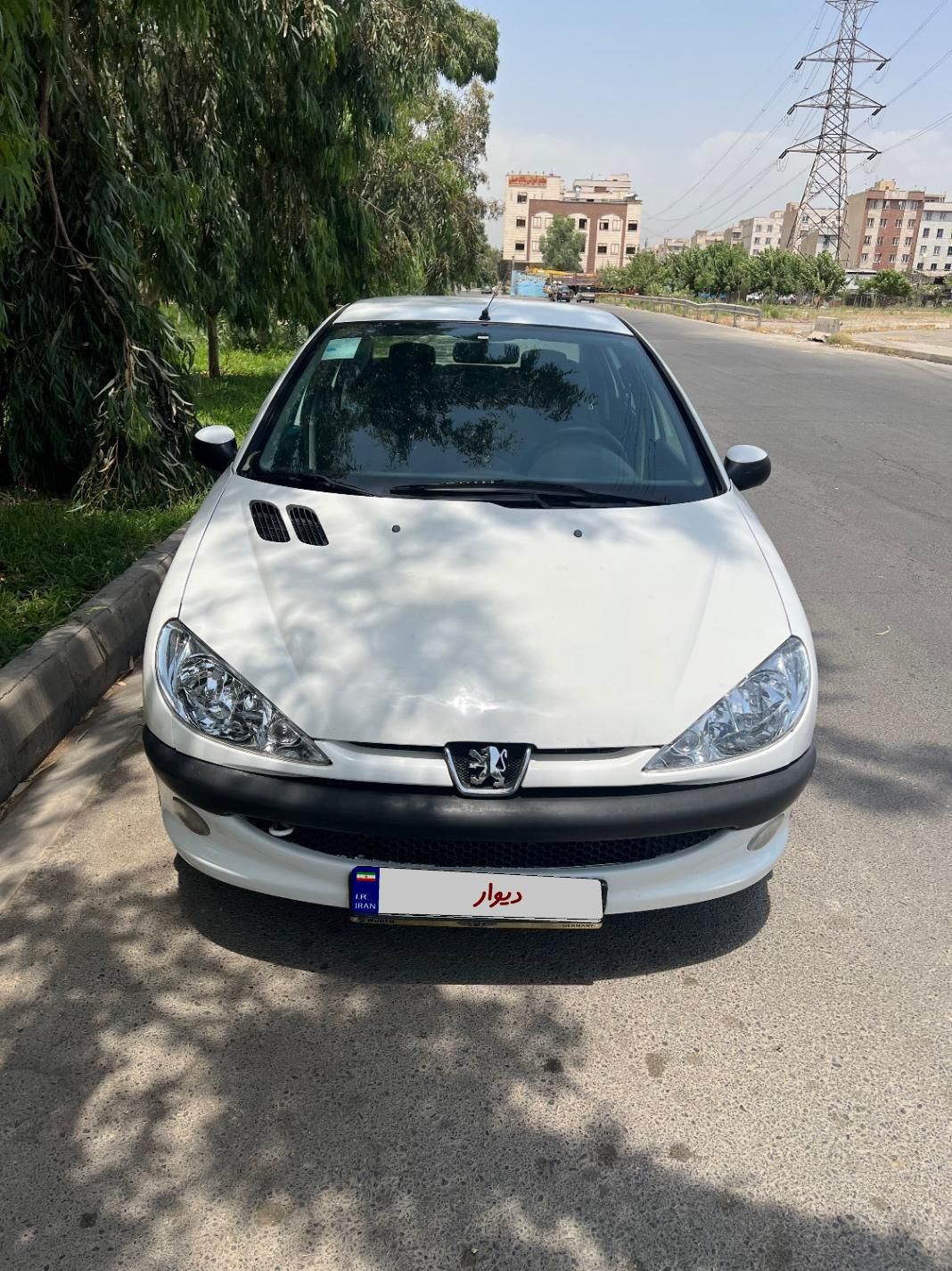 پژو ۲۰۶ صندوق دار v8 - 1395